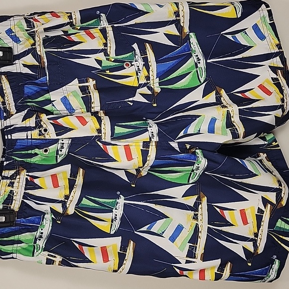 Lands End 6 inch Volley Sailboats Men Size Medium Swimsuit - Picture 2 of 8